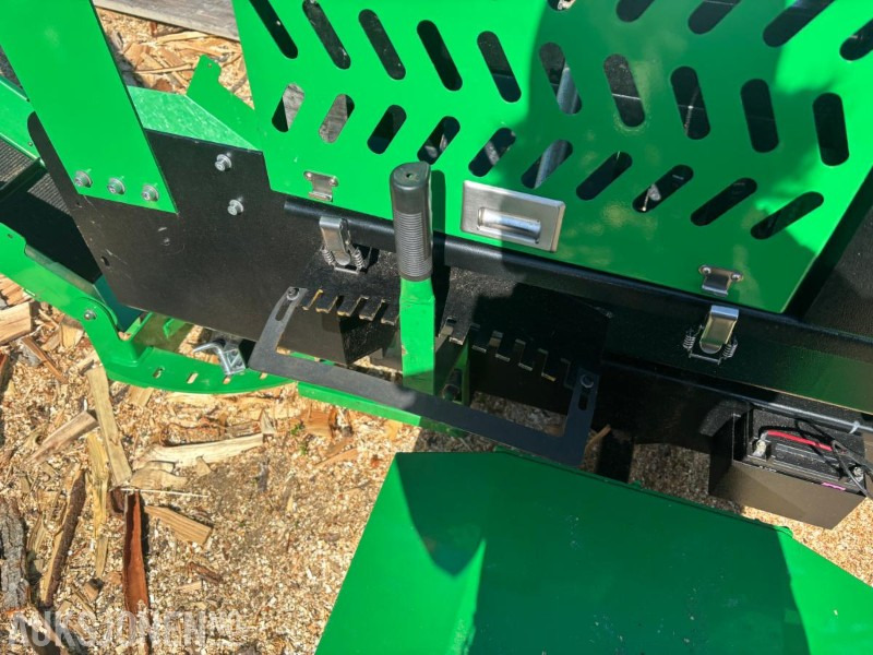 2024 Arborizer Dw380 Vedmaskin - Agricultural machinery: picture 4 2024 Arborizer Dw380 Vedmaskin - Agricultural machinery: picture 4