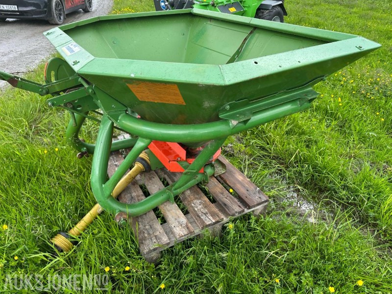 AMAZONE ZA-F 604R GJØDSELSPREDER - Agricultural machinery: picture 5 AMAZONE ZA-F 604R GJØDSELSPREDER - Agricultural machinery: picture 5