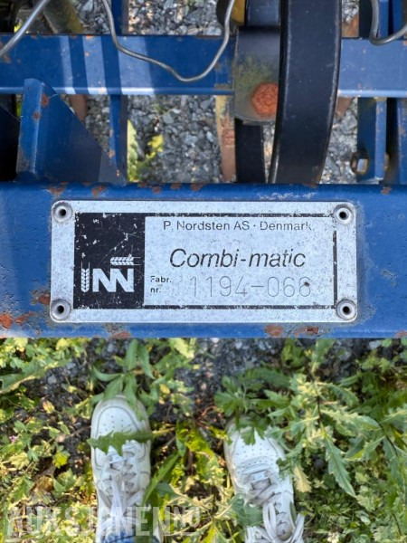 Combi-matic, Så -og gjødselmaskin - Agricultural machinery: picture 5 Combi-matic, Så -og gjødselmaskin - Agricultural machinery: picture 5