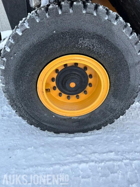 2016 Michelin 4 stk uten felg X Snowpluss 20,5R x 25 - Attachment for Construction machinery: picture 1 2016 Michelin 4 stk uten felg X Snowpluss 20,5R x 25 - Attachment for Construction machinery: picture 1
