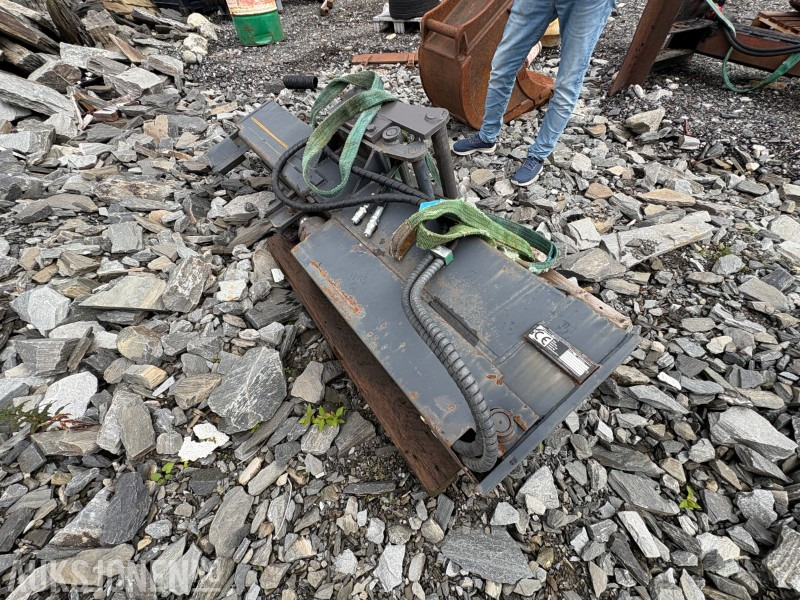 2016 ubrukt hydraulisk vedkløyver med kombifeste 40 / 50 - Attachment for Construction machinery: picture 3 2016 ubrukt hydraulisk vedkløyver med kombifeste 40 / 50 - Attachment for Construction machinery: picture 3