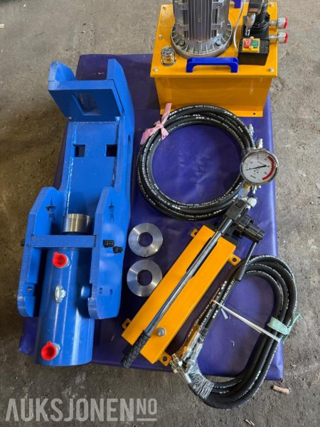 KM Hydraulisk Beltepresse / Boltpresse - Attachment for Construction machinery: picture 2 KM Hydraulisk Beltepresse / Boltpresse - Attachment for Construction machinery: picture 2