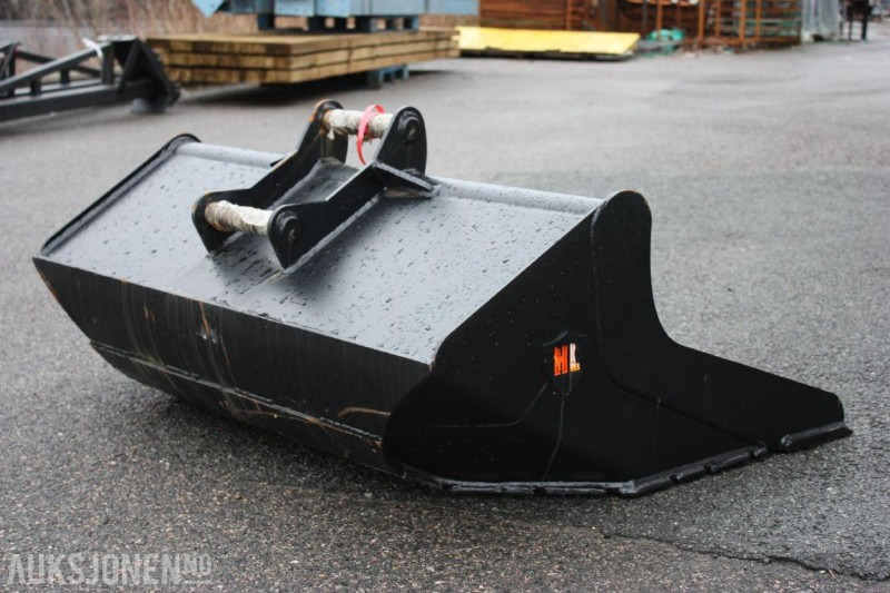 S40 Fast pusseskuffe for 4-6 tonn - 1300 mm bredde - Attachment for Construction machinery: picture 2 S40 Fast pusseskuffe for 4-6 tonn - 1300 mm bredde - Attachment for Construction machinery: picture 2