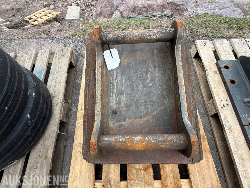 S60 Adapterplate - Attachment for Construction machinery: picture 1 S60 Adapterplate - Attachment for Construction machinery: picture 1
