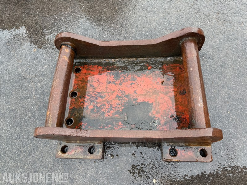 S60 adapterplate - Attachment for Construction machinery: picture 3 S60 adapterplate - Attachment for Construction machinery: picture 3