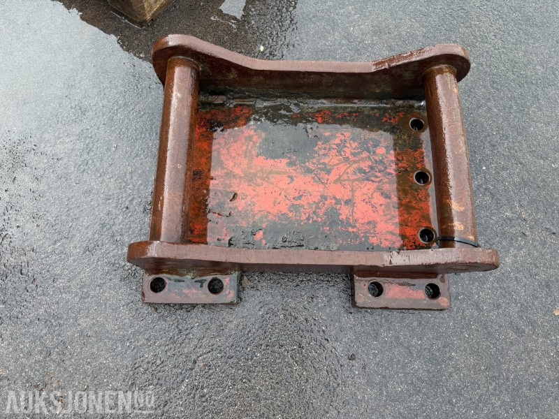 S60 adapterplate - Attachment for Construction machinery: picture 1 S60 adapterplate - Attachment for Construction machinery: picture 1