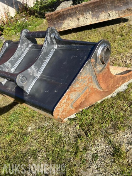 Volvo Graveskuffe med s60 feste - mva fritt - Attachment for Construction machinery: picture 4 Volvo Graveskuffe med s60 feste - mva fritt - Attachment for Construction machinery: picture 4