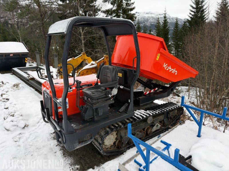 Kubota KC250-4 beltegående dumper kun 393 timer - med stativ for rør / stolper ol. - Skid steer loader: picture 1 Kubota KC250-4 beltegående dumper kun 393 timer - med stativ for rør / stolper ol. - Skid steer loader: picture 1