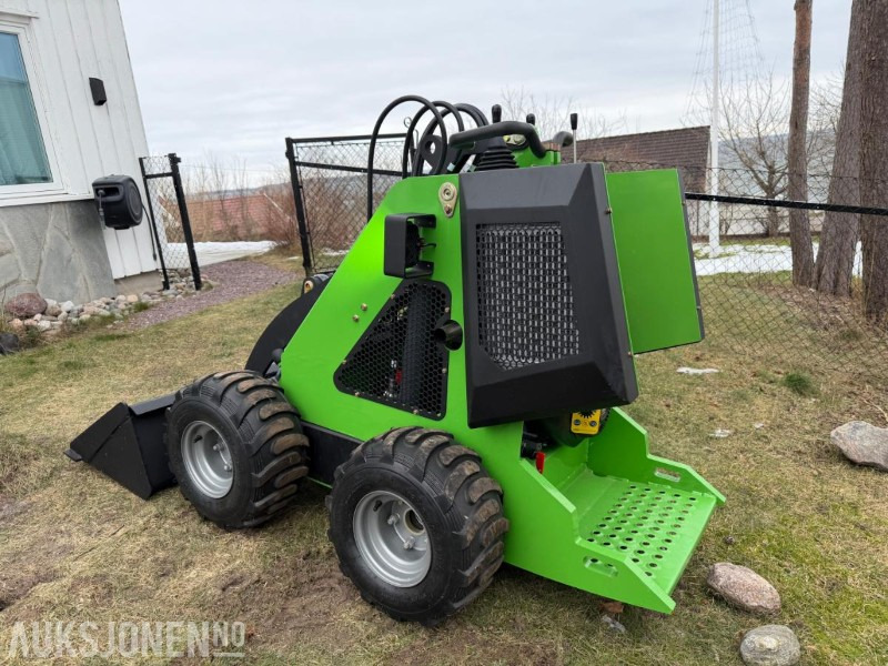 MINILASTER TC320 B&S 13,5 HK, INK SKUFFE/ PALLEGAFLER/ GRAVER - MVA FRI - Skid steer loader: picture 3 MINILASTER TC320 B&S 13,5 HK, INK SKUFFE/ PALLEGAFLER/ GRAVER - MVA FRI - Skid steer loader: picture 3