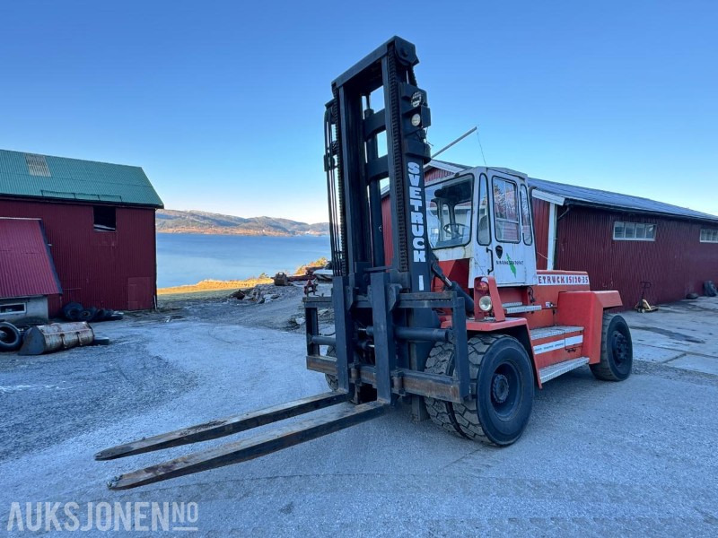 1982 Svetruck 15120-35 - 15 tonns truck - Hydraulisk bredding på gafler - inkl båtgafler - Material handling equipment: picture 1 1982 Svetruck 15120-35 - 15 tonns truck - Hydraulisk bredding på gafler - inkl båtgafler - Material handling equipment: picture 1