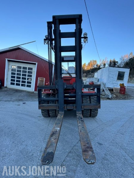 1982 Svetruck 15120-35 - 15 tonns truck - Hydraulisk bredding på gafler - inkl båtgafler - Material handling equipment: picture 2 1982 Svetruck 15120-35 - 15 tonns truck - Hydraulisk bredding på gafler - inkl båtgafler - Material handling equipment: picture 2