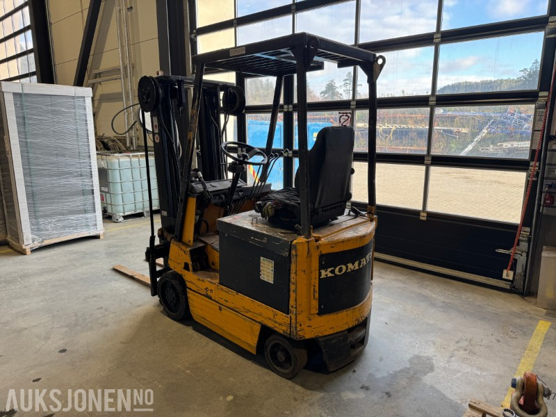 1986 Komatsu FB15SH-5 - Motvektstruck - Gaffeltruck - Material handling equipment: picture 3 1986 Komatsu FB15SH-5 - Motvektstruck - Gaffeltruck - Material handling equipment: picture 3