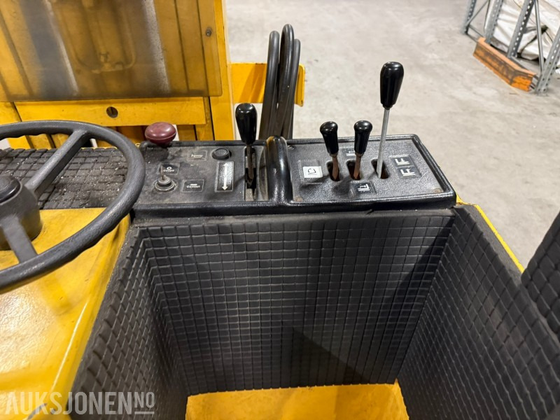 1995 ABECO 12 SMATTF – Elektrisk skyvemasttruck / stabler 1200 kg, 5,65 m løftehøyde - Material handling equipment: picture 5 1995 ABECO 12 SMATTF – Elektrisk skyvemasttruck / stabler 1200 kg, 5,65 m løftehøyde - Material handling equipment: picture 5