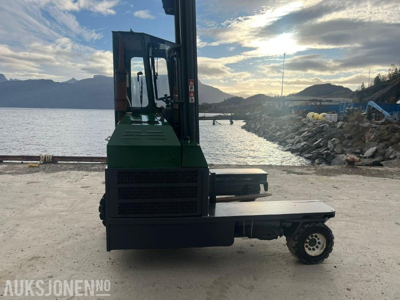 1999 Combilift C 3500 - Material handling equipment: picture 4 1999 Combilift C 3500 - Material handling equipment: picture 4