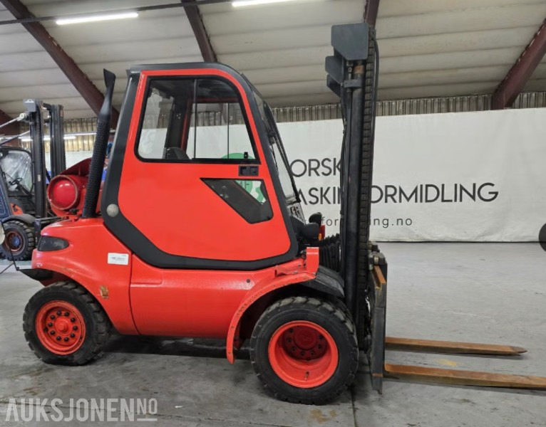 2005 Linde H40T KUN 1074 Timer - Material handling equipment: picture 3 2005 Linde H40T KUN 1074 Timer - Material handling equipment: picture 3