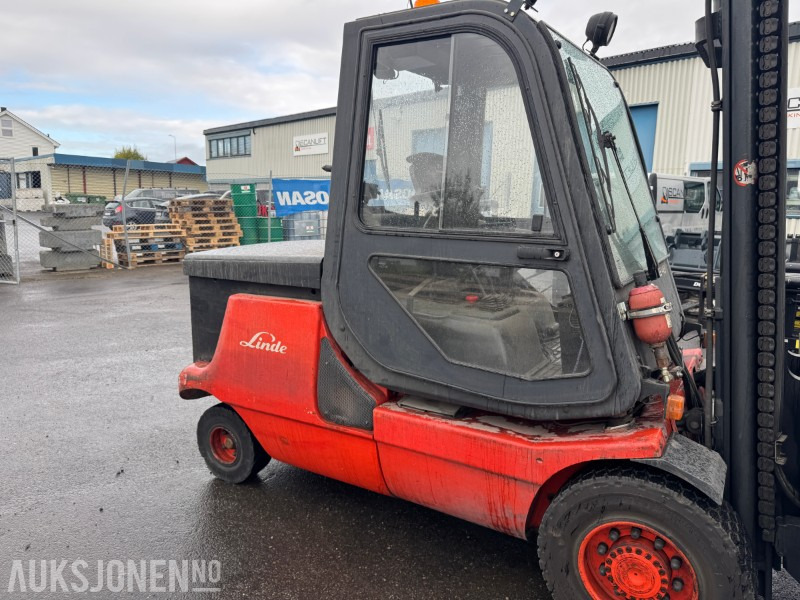 2006 Linde E48P motvekttruck med 4610 kg løftekapasitet - Material handling equipment: picture 3 2006 Linde E48P motvekttruck med 4610 kg løftekapasitet - Material handling equipment: picture 3