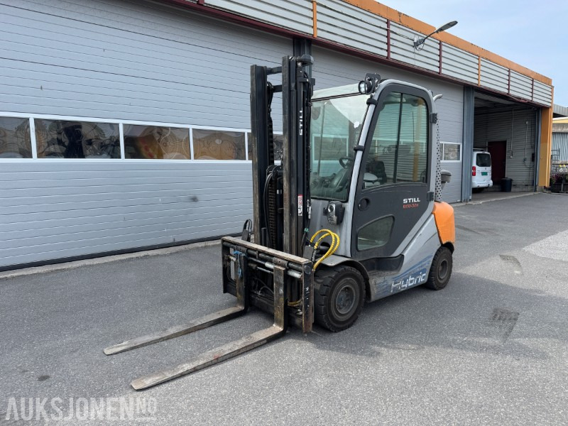 2014 Still RX 70-30 Hybrid Gaffeltruck – 3 tonn løftekapasitet Repobjekt - Material handling equipment: picture 1 2014 Still RX 70-30 Hybrid Gaffeltruck – 3 tonn løftekapasitet Repobjekt - Material handling equipment: picture 1