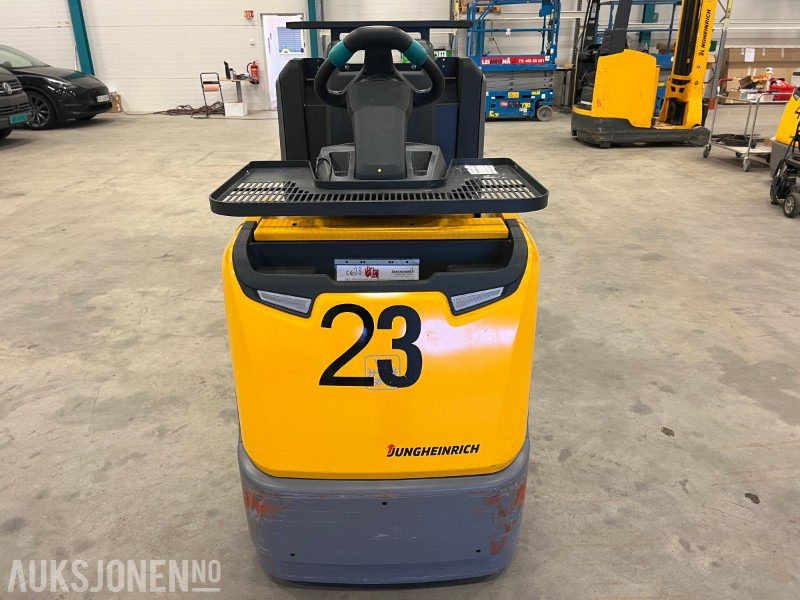 2016 Jungheinrich ECE 310 HP - Material handling equipment: picture 2 2016 Jungheinrich ECE 310 HP - Material handling equipment: picture 2