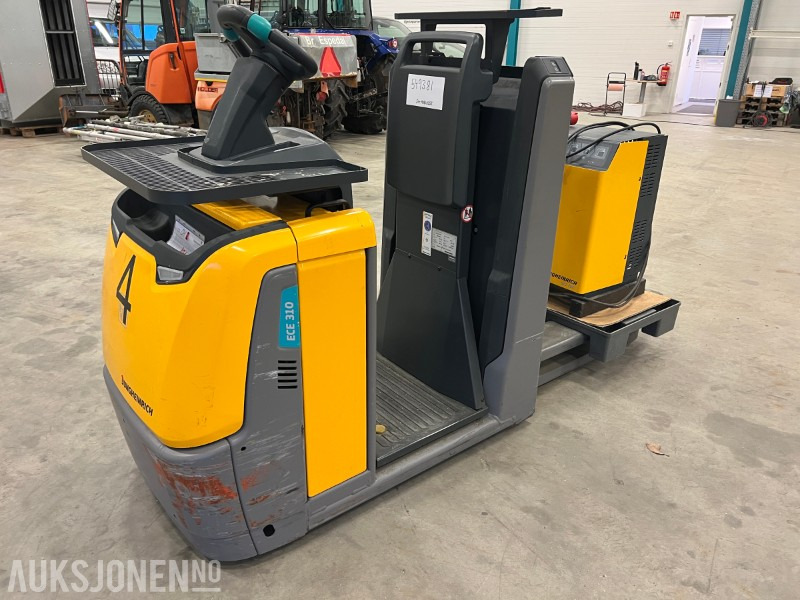 2016 Jungheinrich ECE 310 HP - Material handling equipment: picture 1 2016 Jungheinrich ECE 310 HP - Material handling equipment: picture 1