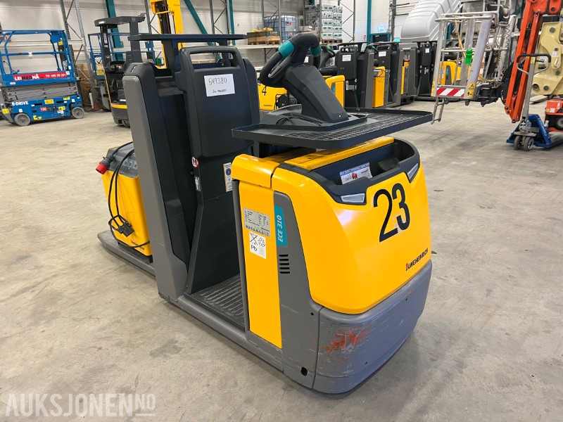 2016 Jungheinrich ECE 310 HP - Material handling equipment: picture 1 2016 Jungheinrich ECE 310 HP - Material handling equipment: picture 1