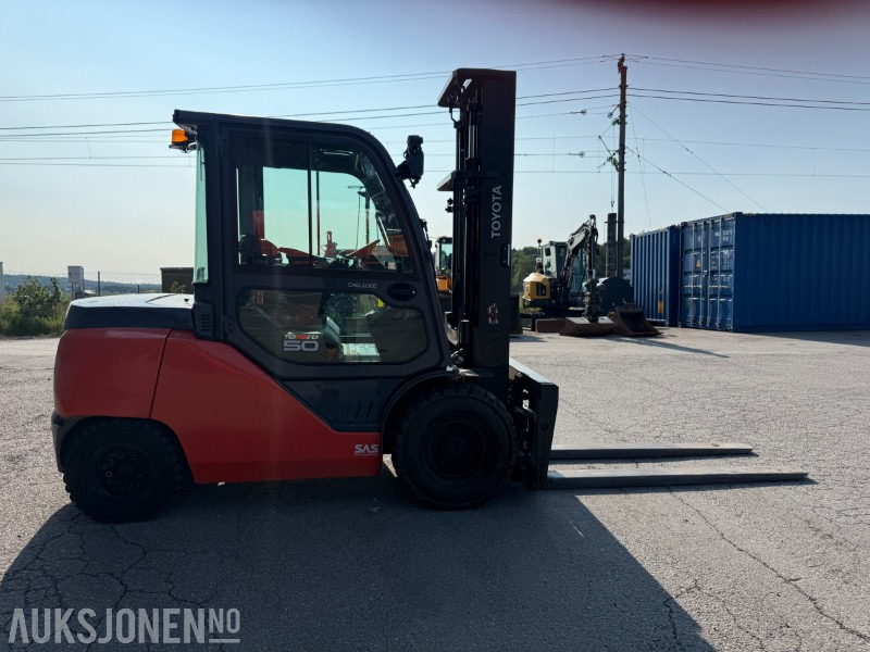 2019 Toyota 40-8FD45N Dieselmotvektstruck - KUN 1120 timer - Material handling equipment: picture 4 2019 Toyota 40-8FD45N Dieselmotvektstruck - KUN 1120 timer - Material handling equipment: picture 4