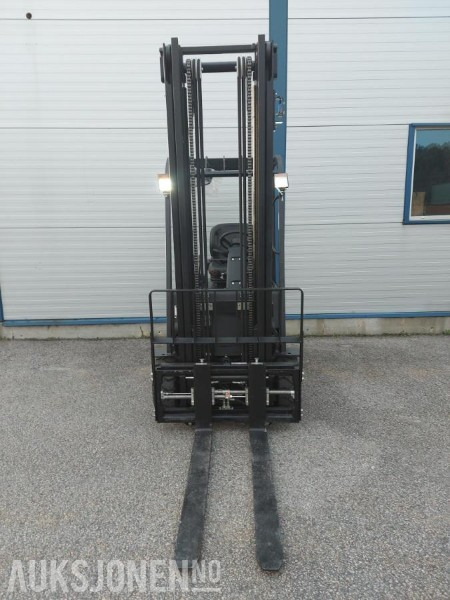 EP CPD20TVL Elektrisk truck - 2 tonn løftekapasitet - ubrukt - Material handling equipment: picture 4 EP CPD20TVL Elektrisk truck - 2 tonn løftekapasitet - ubrukt - Material handling equipment: picture 4