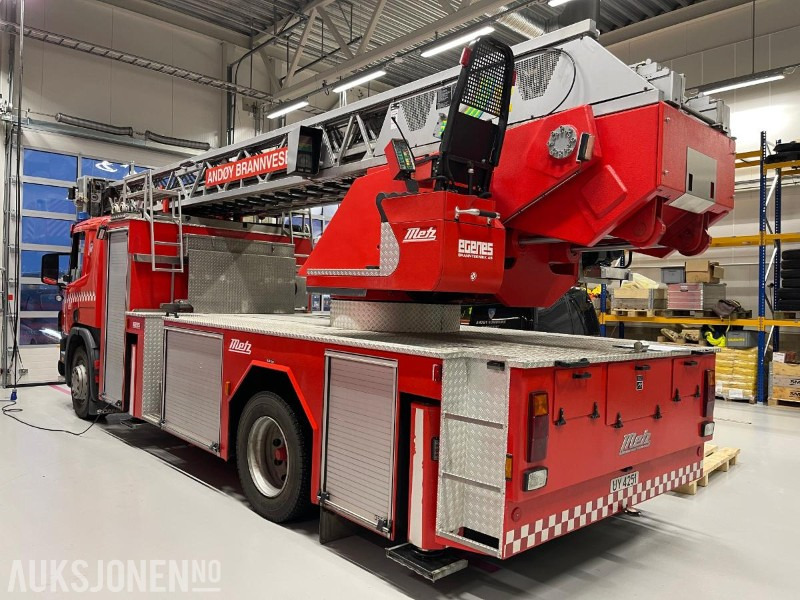 1998 Scania P94DB 310 Hk Stigebil med Metz påbygg, og kun 86522 km ! - Municipal/ Special vehicle: picture 2 1998 Scania P94DB 310 Hk Stigebil med Metz påbygg, og kun 86522 km ! - Municipal/ Special vehicle: picture 2