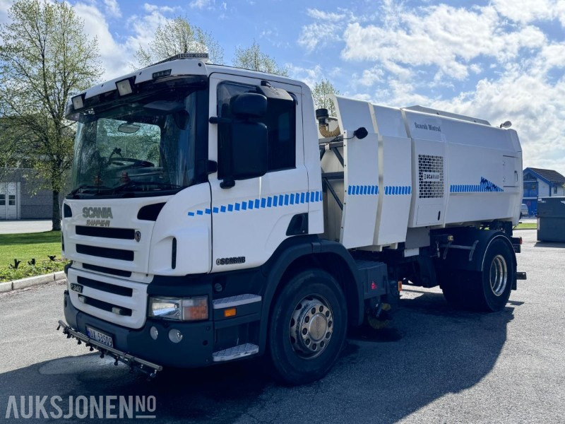 2006 Scania P340 DB - 4X2 - HNA Feiebil - Gått kun 99.688 km - Municipal/ Special vehicle: picture 1 2006 Scania P340 DB - 4X2 - HNA Feiebil - Gått kun 99.688 km - Municipal/ Special vehicle: picture 1