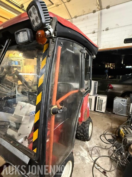 2011 Ventrac 3200 TAD1221 kompaktmaskin / redskapsbærer - Municipal/ Special vehicle: picture 3 2011 Ventrac 3200 TAD1221 kompaktmaskin / redskapsbærer - Municipal/ Special vehicle: picture 3
