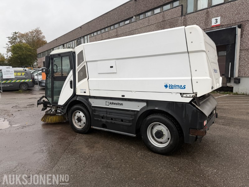 2017 JOHNSTON C401 Kompaktfeiemaskin 5,6 m3 - Municipal/ Special vehicle: picture 3 2017 JOHNSTON C401 Kompaktfeiemaskin 5,6 m3 - Municipal/ Special vehicle: picture 3