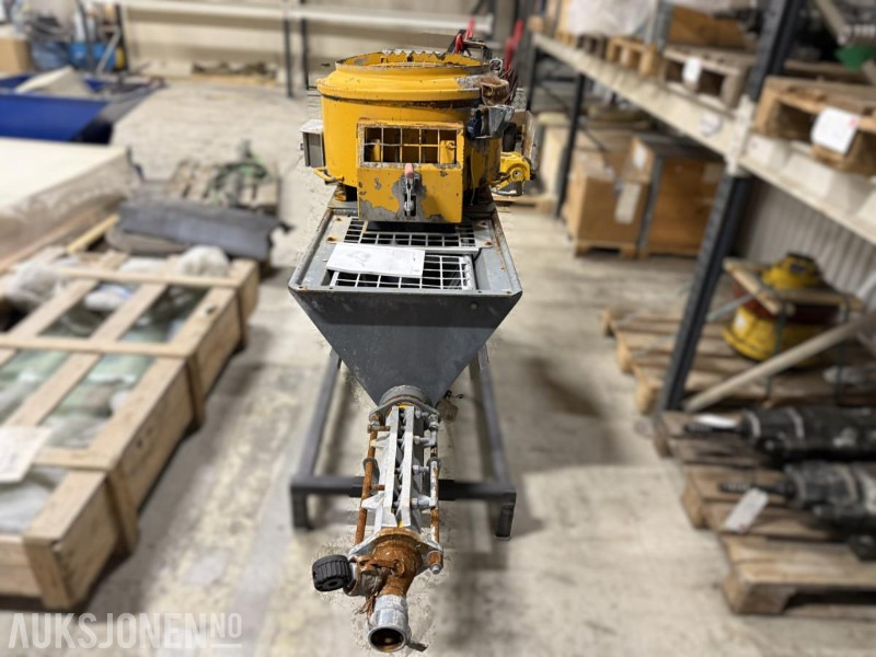 Putzmeister skruepumpe / mørtelpumpe / Sprøytemaskin - Construction equipment: picture 1 Putzmeister skruepumpe / mørtelpumpe / Sprøytemaskin - Construction equipment: picture 1
