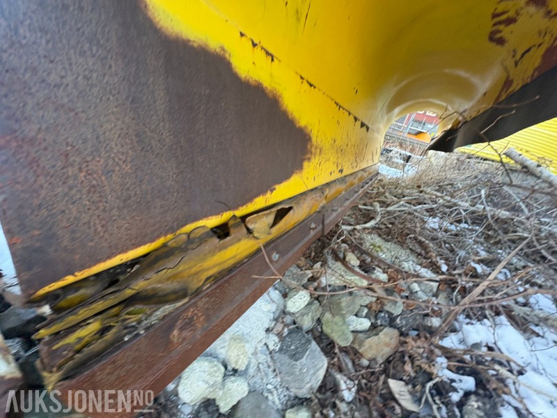 Truck 2004 Brøyteskjær – AM Teho HK 3700: picture 13