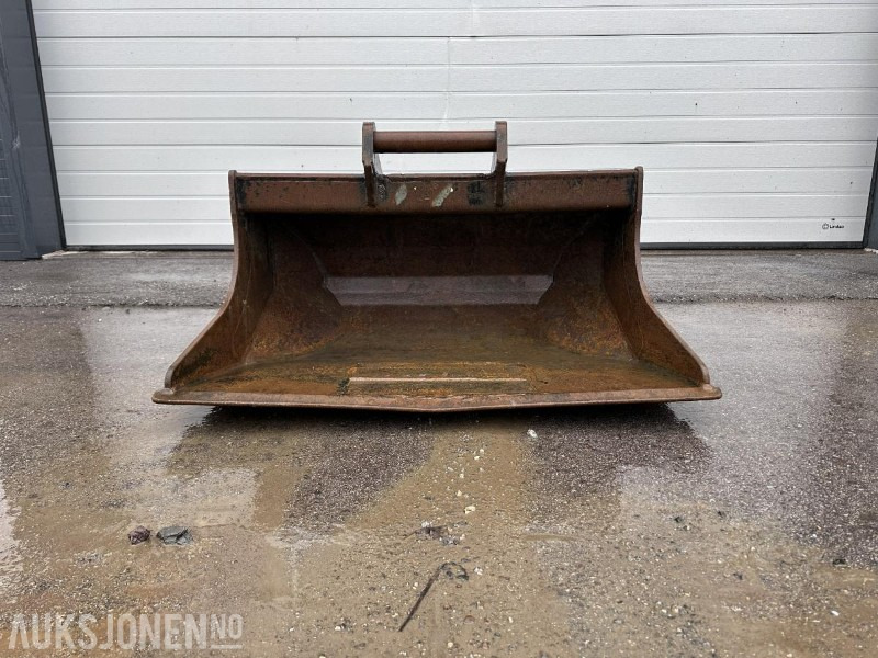 Engcon Pusskuff 370L S60 - Construction equipment: picture 3 Engcon Pusskuff 370L S60 - Construction equipment: picture 3