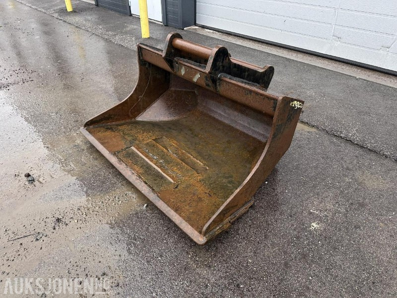 Engcon Pusskuff 370L S60 - Construction equipment: picture 1 Engcon Pusskuff 370L S60 - Construction equipment: picture 1