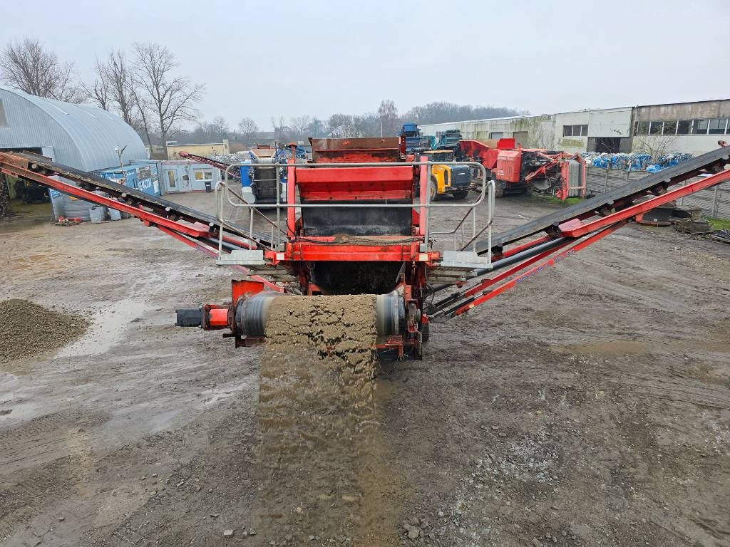 Finlay 683 - Screener: picture 1 Finlay 683 - Screener: picture 1