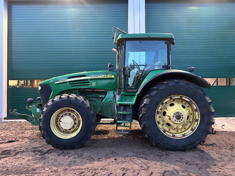 John Deere 7720 PowerQuad - NO TLS - Farm tractor: picture 3 John Deere 7720 PowerQuad - NO TLS - Farm tractor: picture 3