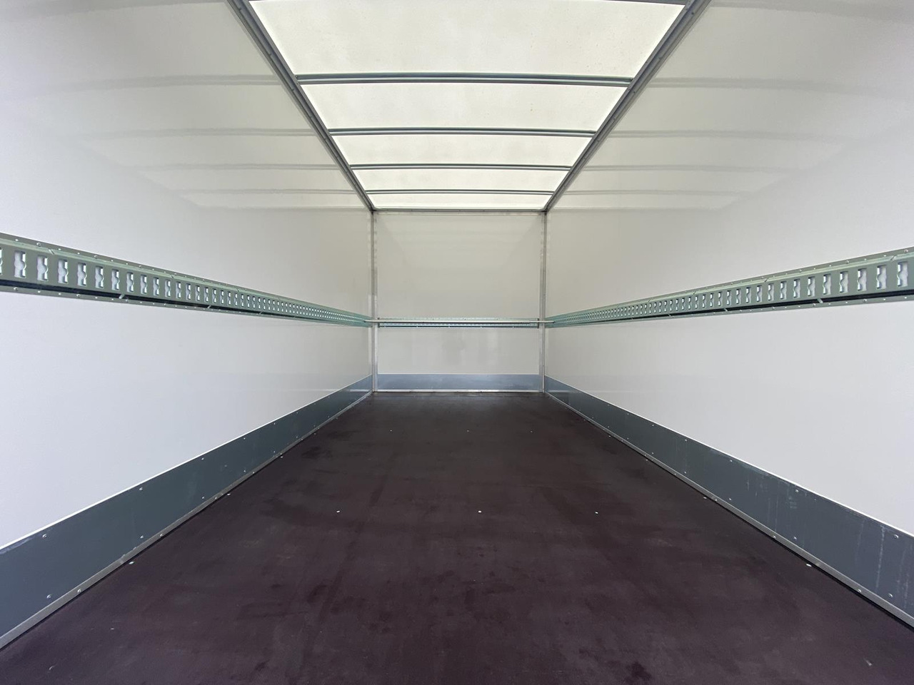 New Closed box van CITROEN JUMPER L4 1+2, 180PS, 2.2L | ALU-BOX 4200mm + LADERAMPE + LAGER: picture 12