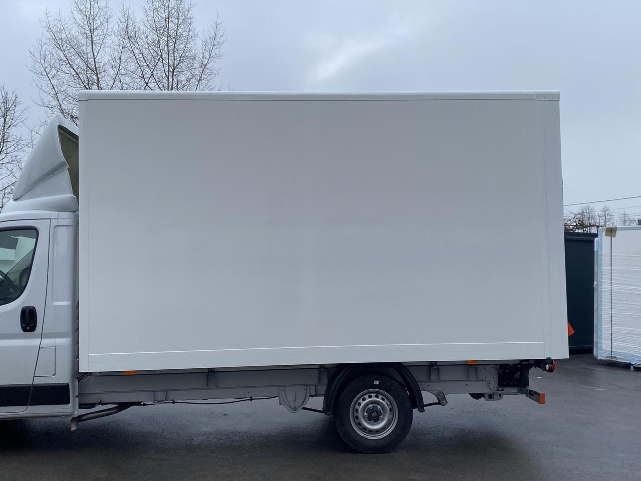New Closed box van CITROEN JUMPER L4 1+2, 180PS, 2.2L | ALU-BOX 4200mm + LADERAMPE + LAGER: picture 7