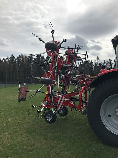 Massey Ferguson MF TD 868 DN / FELLA SANOS 8608 DN - Tedder/ Rake: picture 5 Massey Ferguson MF TD 868 DN / FELLA SANOS 8608 DN - Tedder/ Rake: picture 5