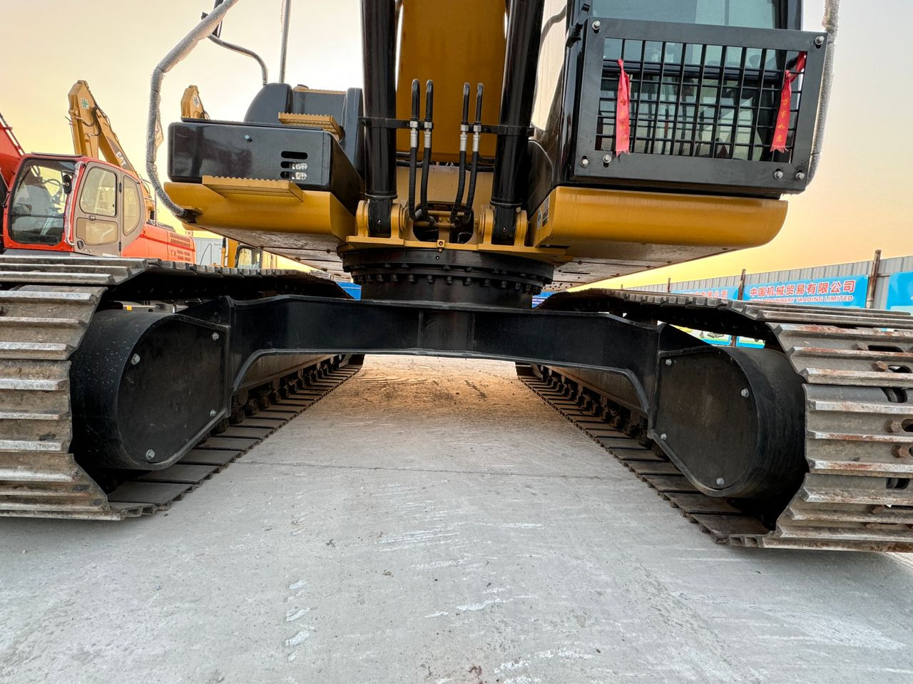 Caterpillar 325D CAT 325D2 329D 330D 330D2 25 Ton Used Excavator for Sale - Crawler excavator: picture 5 Caterpillar 325D CAT 325D2 329D 330D 330D2 25 Ton Used Excavator for Sale - Crawler excavator: picture 5
