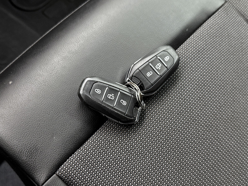 Small van Citroën Jumpy 1.6 BlueHDI 95 Club M Euro 6 Navigatie Adaptieve Cruise Control Elektrische Schuifdeur Camera Head up display: picture 11