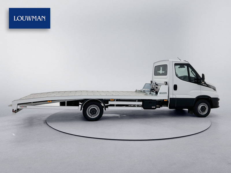 Iveco Daily 35S18H 3.0 410 Oprijwagen Led Adaptieve cruise control 3500kg trekhaak Geveerde stoel - Commercial vehicle: picture 4 Iveco Daily 35S18H 3.0 410 Oprijwagen Led Adaptieve cruise control 3500kg trekhaak Geveerde stoel - Commercial vehicle: picture 4