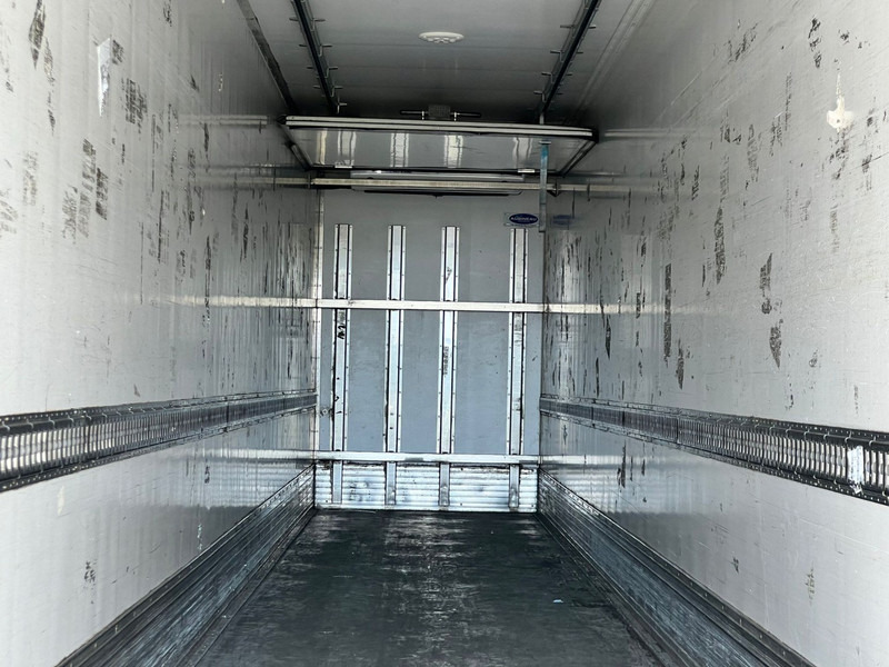 Closed box semi-trailer Fliegl SZS 330 Gesloten oplegger  2 Axle / / Ladklep: picture 12