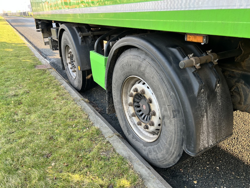 Krone 2- Assige Koeltrailer Carrier vector 1550 / laadklep / stuuras - Refrigerator semi-trailer: picture 5 Krone 2- Assige Koeltrailer Carrier vector 1550 / laadklep / stuuras - Refrigerator semi-trailer: picture 5