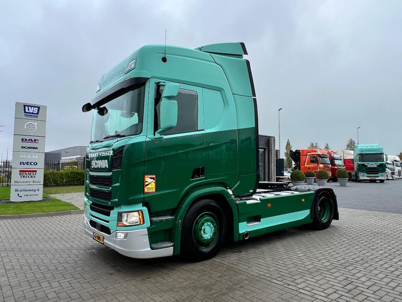 Scania R450 NGS 4x2 Trekker 2x Tank / Full Spoiler / Smarttachograaf - Tractor unit: picture 1 Scania R450 NGS 4x2 Trekker 2x Tank / Full Spoiler / Smarttachograaf - Tractor unit: picture 1