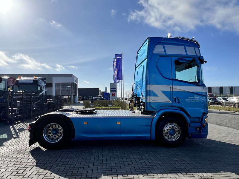 Scania R450 NGS 4x2 Trekker PTO-Prep. / LED - Tractor unit: picture 4 Scania R450 NGS 4x2 Trekker PTO-Prep. / LED - Tractor unit: picture 4