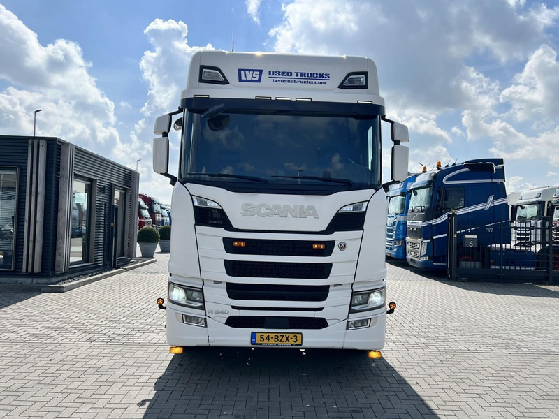 Scania R540 6x2 NGS 6x2 Trekker Retarder / Highline / 572.222 km - Tractor unit: picture 2 Scania R540 6x2 NGS 6x2 Trekker Retarder / Highline / 572.222 km - Tractor unit: picture 2