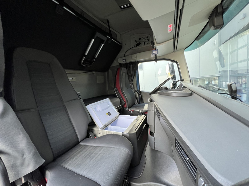Tractor unit Volvo FH 500 6x2 vla trekker Pusher / lift / 887500km: picture 12