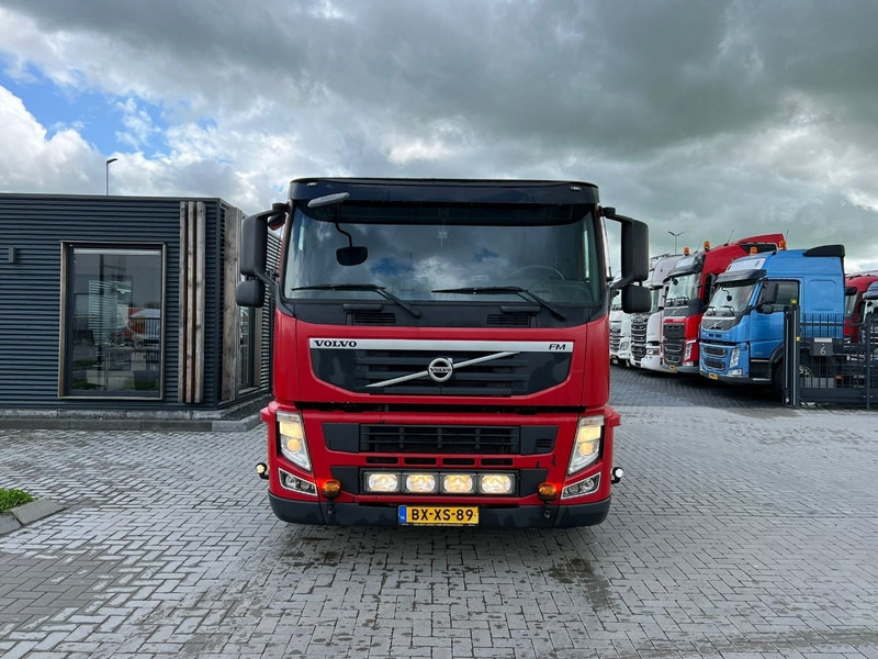 Volvo FM 500 8x4 trekker EEV / Euro 5 / 150.000kg !- Retarder - Tractor unit: picture 2 Volvo FM 500 8x4 trekker EEV / Euro 5 / 150.000kg !- Retarder - Tractor unit: picture 2