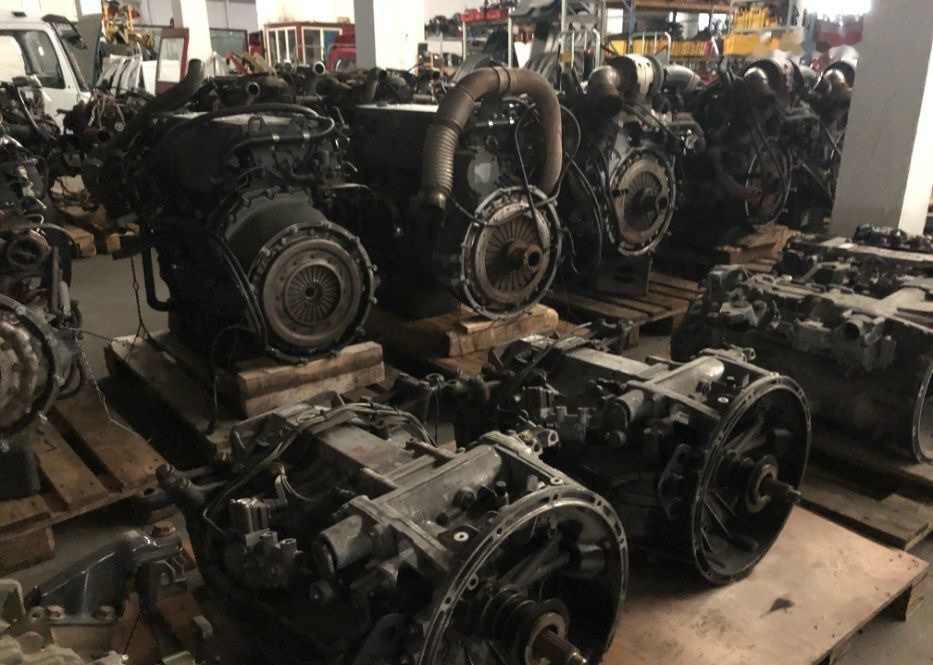 Motor Euro 5 - dezmembrari MAN TGX truck - Engine for Truck: picture 4 Motor Euro 5 - dezmembrari MAN TGX truck - Engine for Truck: picture 4